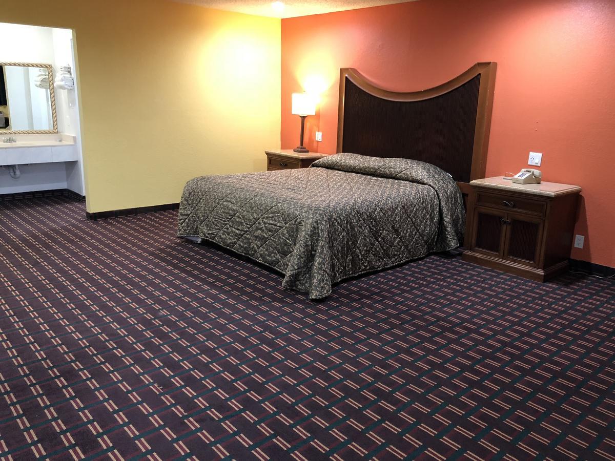 Los Angeles Inn & Suites - Lax West Athens Экстерьер фото